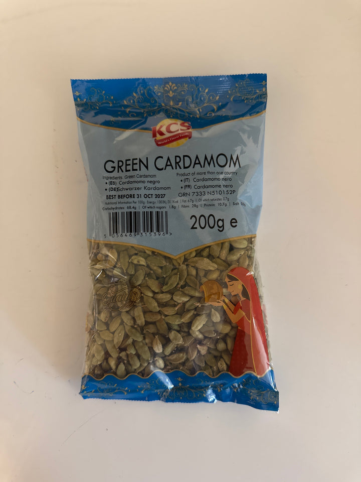 KCS Green Cardamom Elaichi 200g – blue KCS World's Finest Foods branded clear pouch of whole green cardamom pods, aromatic elaichi for chai and desserts, UK