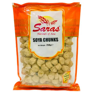 Saras Soya Chunks 250g – orange Flavours of Asia branded packet with visible dried soya chunks, high-protein meat alternative UK